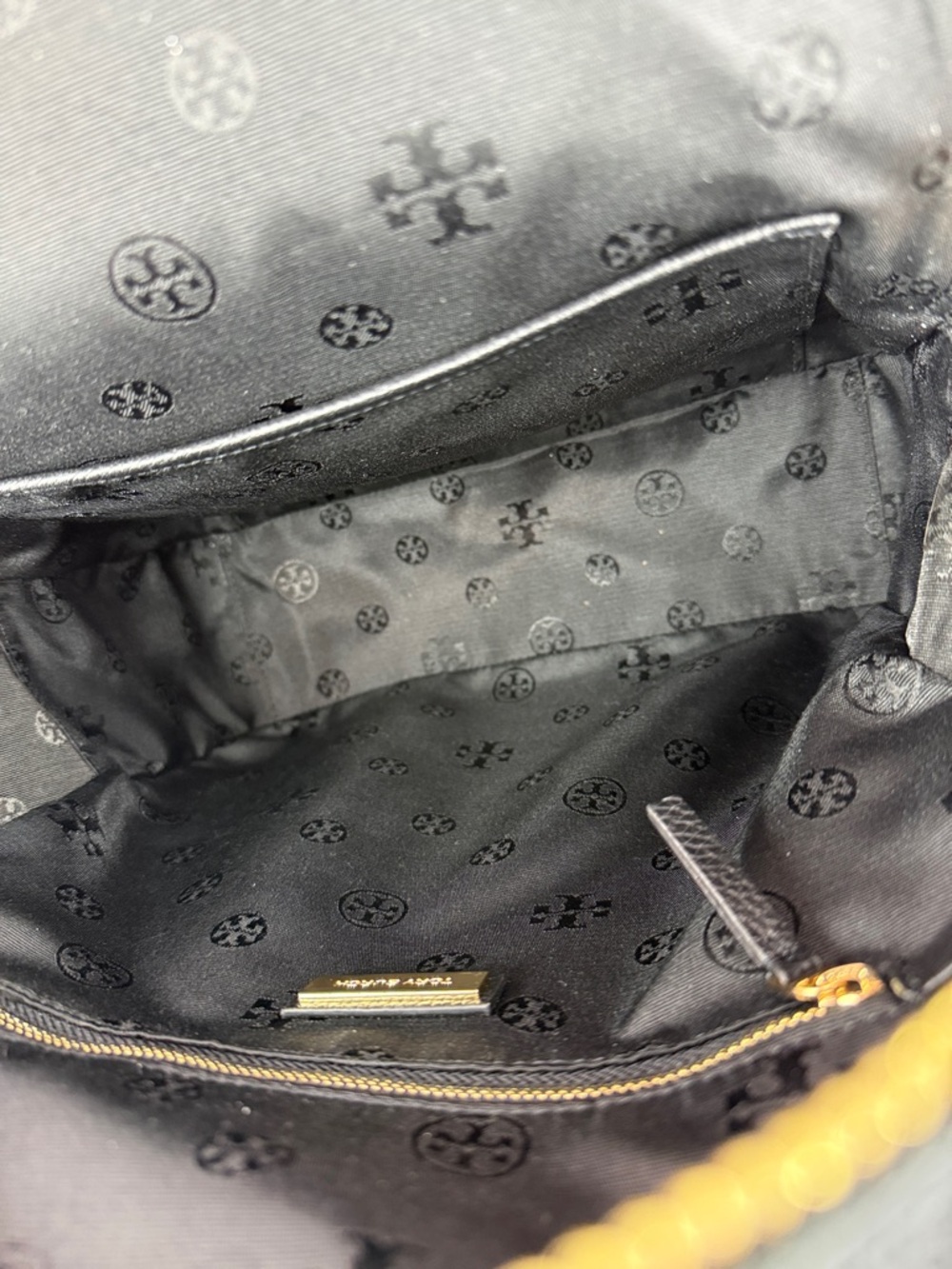 💥TORY BURCH - Thea Pebbled Leather Backpack - 75U995 - Picture 15 of 17